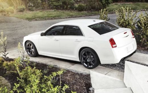 Chrysler 300c srt 8 review #4